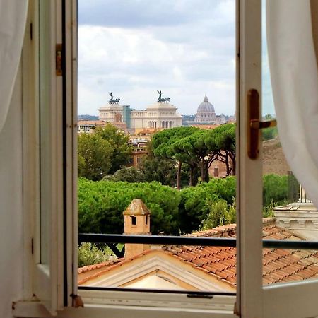 Colosseo Sunset Apartment Rome Bagian luar foto