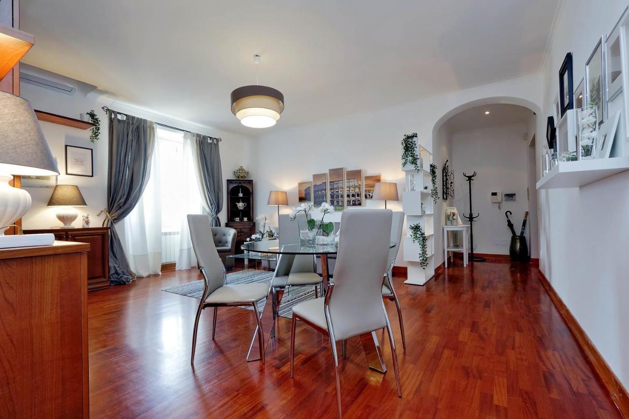 Colosseo Sunset Apartment Rome Bagian luar foto