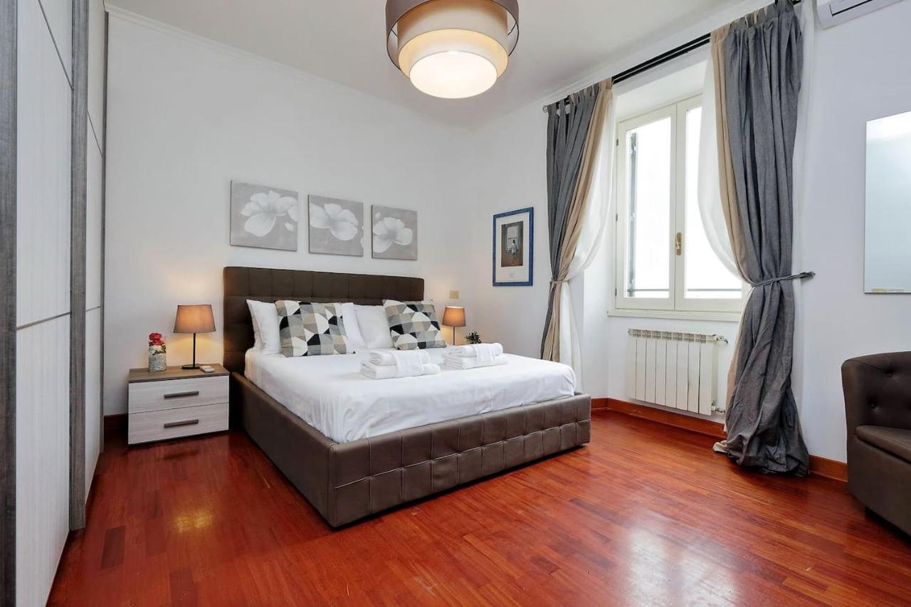 Colosseo Sunset Apartment Rome Bagian luar foto