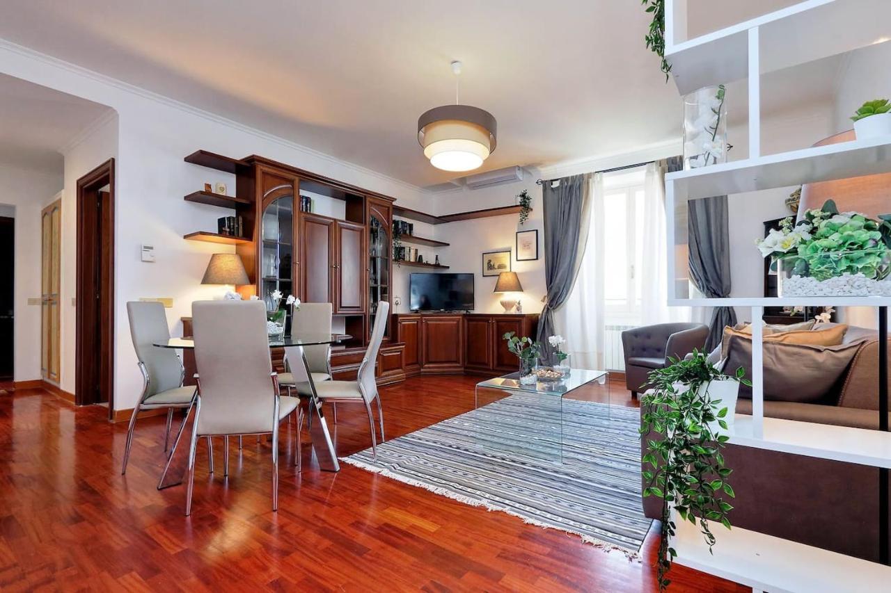 Colosseo Sunset Apartment Rome Bagian luar foto