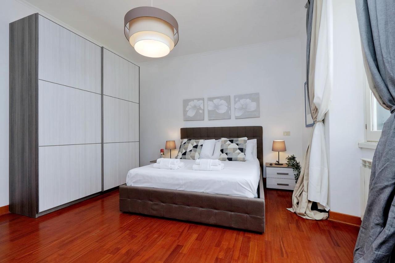 Colosseo Sunset Apartment Rome Bagian luar foto