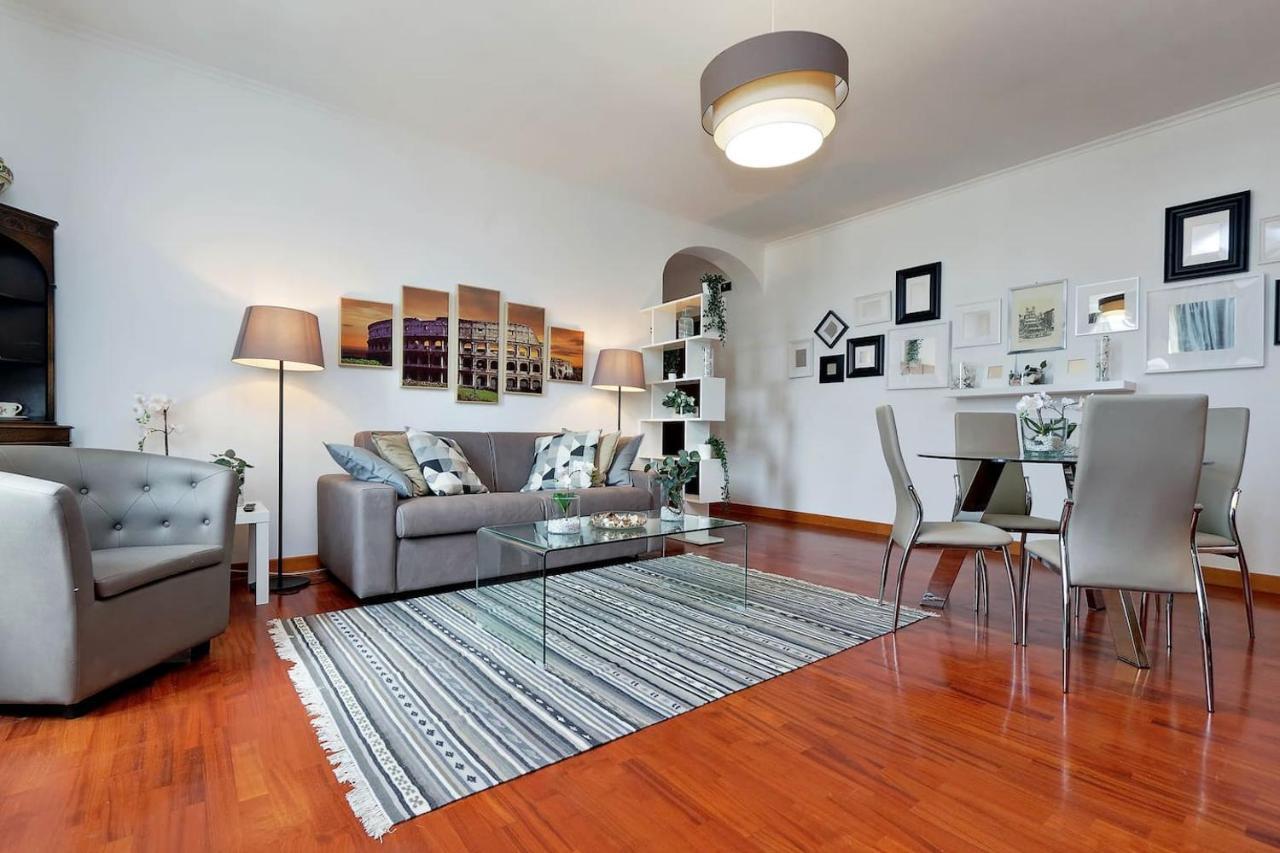 Colosseo Sunset Apartment Rome Bagian luar foto